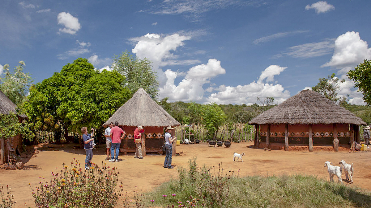 Деревня Мукуни на водопаде Виктория, Замбия